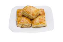 FOLHADO-DE-FRANGO-COM-REQUEIJAO